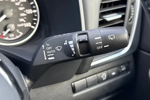 DL22TWC Nissan Qashqai 1.3 DIG-T MHEV Acenta Premium Euro 6 (s/s) 5dr Thumbnail #39