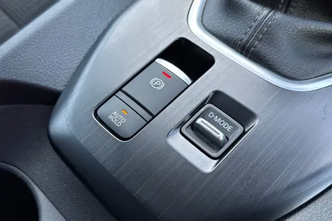 DL22TWC Nissan Qashqai 1.3 DIG-T MHEV Acenta Premium Euro 6 (s/s) 5dr Thumbnail #44