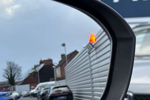 DL22TWC Nissan Qashqai 1.3 DIG-T MHEV Acenta Premium Euro 6 (s/s) 5dr Thumbnail #48