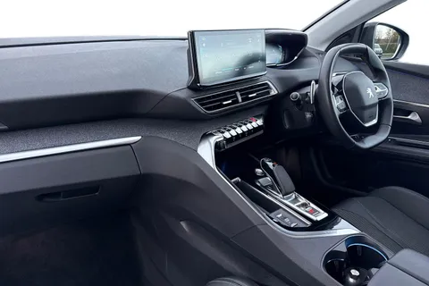 YC71LRZ PEUGEOT 3008 1.6 13.2kWh Allure Premium e-EAT Euro 6 (s/s) 5dr Thumbnail #14