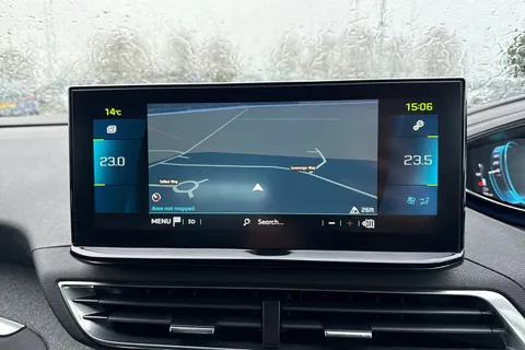 YC71LRZ PEUGEOT 3008 1.6 13.2kWh Allure Premium e-EAT Euro 6 (s/s) 5dr Thumbnail #49