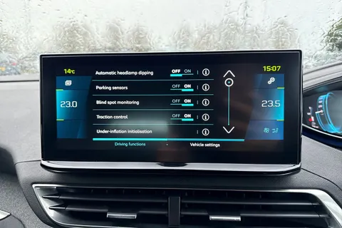 YC71LRZ PEUGEOT 3008 1.6 13.2kWh Allure Premium e-EAT Euro 6 (s/s) 5dr Thumbnail #51