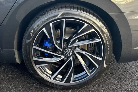 11 of 43 for VOLKSWAGEN ARTEON 2.0 TSI R 5dr 4MOTION DSG