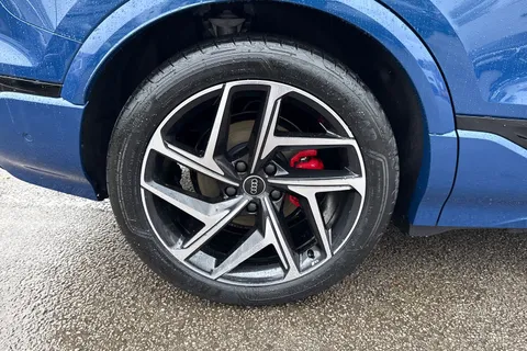  Audi Q6 E-Tron 83kWh Edition 1 Sportback Auto 5dr Thumbnail #11