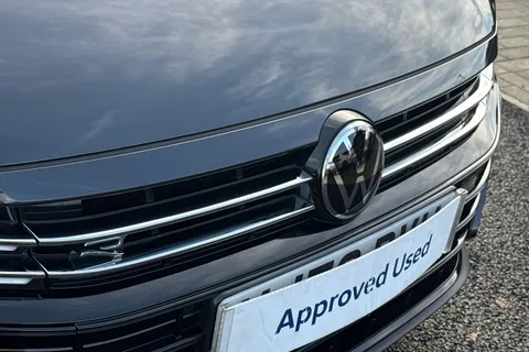 28 of 43 for VOLKSWAGEN ARTEON 2.0 TSI R 5dr 4MOTION DSG