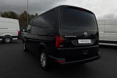 DE74KKB Volkswagen Transporter 2.0 TDI 110 Highline Van Thumbnail #7