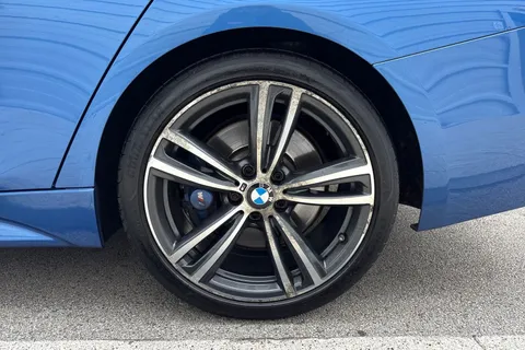 YD17TZX BMW 3 Series 318d M Sport 5dr Thumbnail #12