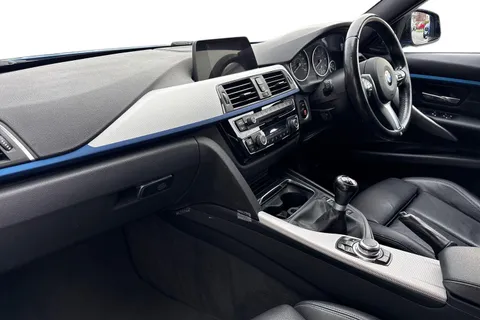 YD17TZX BMW 3 Series 318d M Sport 5dr Thumbnail #14