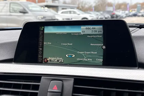 YD17TZX BMW 3 Series 318d M Sport 5dr Thumbnail #16