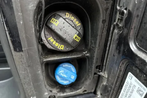 DE74KKB Volkswagen Transporter 2.0 TDI 110 Highline Van Thumbnail #24