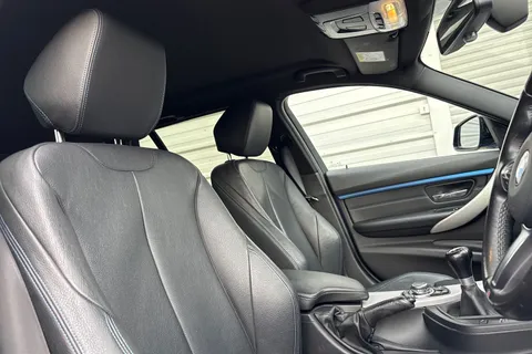 YD17TZX BMW 3 Series 318d M Sport 5dr Thumbnail #23