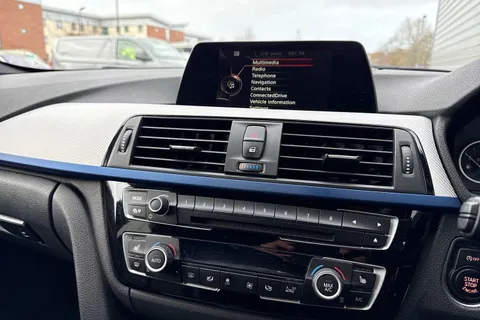 YD17TZX BMW 3 Series 318d M Sport 5dr Thumbnail #42