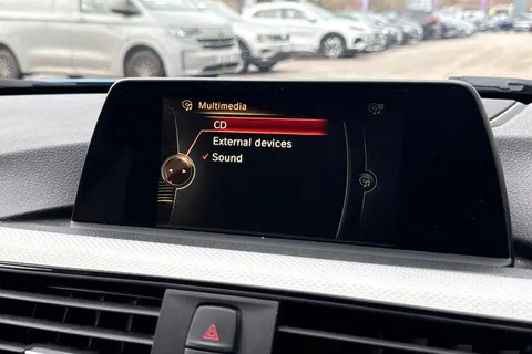 YD17TZX BMW 3 Series 318d M Sport 5dr Thumbnail #44