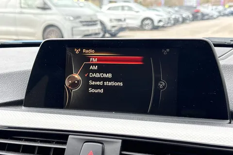 YD17TZX BMW 3 Series 318d M Sport 5dr Thumbnail #45