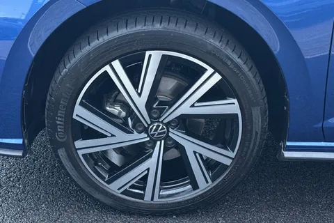 MJ25LVB Volkswagen Polo 1.0 TSI 115 Black Edition 5dr DSG **REAR VIEW CAMERA** Thumbnail #10