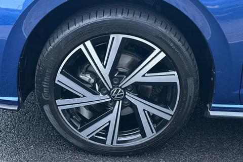 MJ25LVB Volkswagen Polo 1.0 TSI 115 Black Edition 5dr DSG **REAR VIEW CAMERA** Thumbnail #11