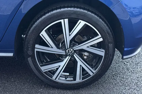 MJ25LVB Volkswagen Polo 1.0 TSI 115 Black Edition 5dr DSG **REAR VIEW CAMERA** Thumbnail #12