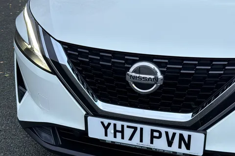 YH71PVN Nissan Qashqai 1.3 DIG-T MHEV Acenta Premium Euro 6 (s/s) 5dr Thumbnail #26