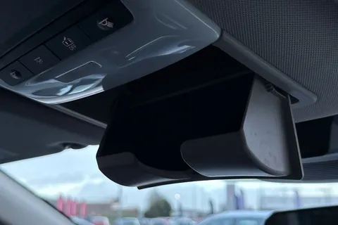 YH71PVN Nissan Qashqai 1.3 DIG-T MHEV Acenta Premium Euro 6 (s/s) 5dr Thumbnail #43