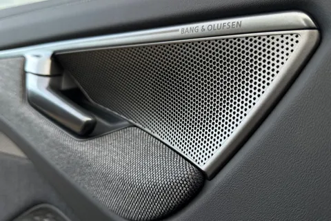 KS25PCY Audi A6 Avant Avant Launch Edition Plus TDI quattro 204 PS S tronic Thumbnail #31