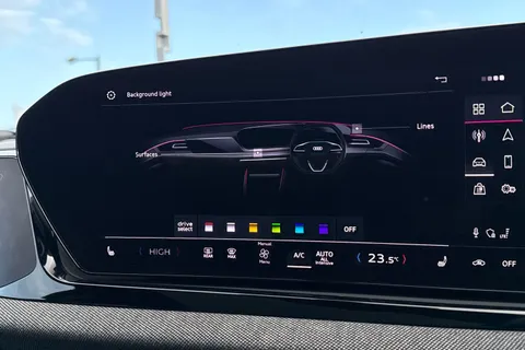 KS25PCY Audi A6 Avant Avant Launch Edition Plus TDI quattro 204 PS S tronic Thumbnail #41