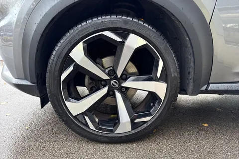 CU72XBM Nissan Juke 1.0 DIG-T Tekna DCT Auto Euro 6 (s/s) 5dr Thumbnail #11