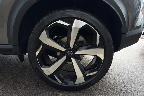 CU72XBM Nissan Juke 1.0 DIG-T Tekna DCT Auto Euro 6 (s/s) 5dr Thumbnail #12