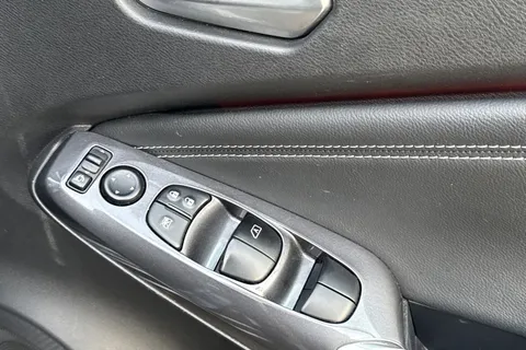 CU72XBM Nissan Juke 1.0 DIG-T Tekna DCT Auto Euro 6 (s/s) 5dr Thumbnail #39