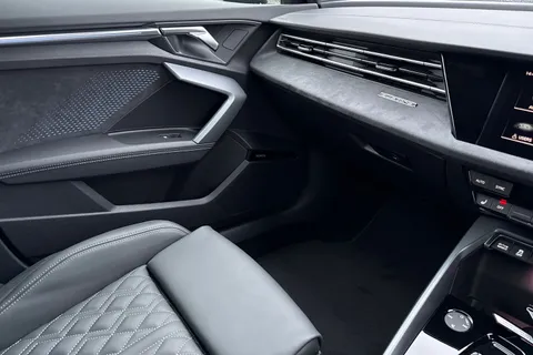 19 of 66 for Audi S3 2.0 TFSI Black Edition Sportback S Tronic quattro Euro 6 (s/s) 5dr