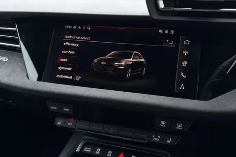 31 of 66 for Audi S3 2.0 TFSI Black Edition Sportback S Tronic quattro Euro 6 (s/s) 5dr