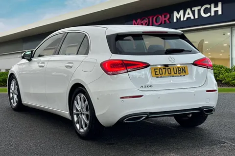 EO70UBN Mercedes-Benz A Class 1.3 A200 Sport (Executive) Euro 6 (s/s) 5dr Thumbnail #2