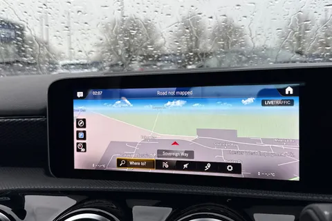 EO70UBN Mercedes-Benz A Class 1.3 A200 Sport (Executive) Euro 6 (s/s) 5dr Thumbnail #16