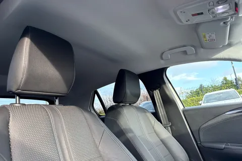 EJ70OFC Vauxhall Corsa 1.2 Turbo Ultimate Nav Auto Euro 6 (s/s) 5dr Thumbnail #23