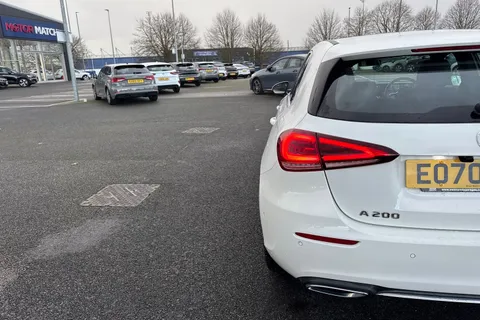 EO70UBN Mercedes-Benz A Class 1.3 A200 Sport (Executive) Euro 6 (s/s) 5dr Thumbnail #30