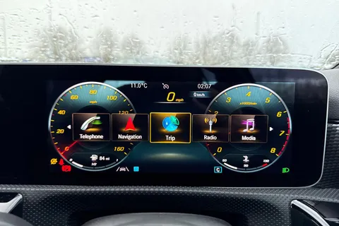 EO70UBN Mercedes-Benz A Class 1.3 A200 Sport (Executive) Euro 6 (s/s) 5dr Thumbnail #42