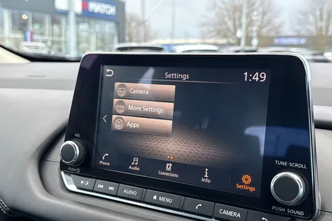 DN22EVM Nissan Qashqai 1.3 DIG-T MHEV Acenta Premium Euro 6 (s/s) 5dr Thumbnail #46