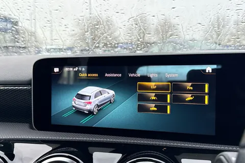 EO70UBN Mercedes-Benz A Class 1.3 A200 Sport (Executive) Euro 6 (s/s) 5dr Thumbnail #47