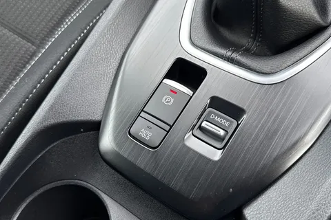 DN22EVM Nissan Qashqai 1.3 DIG-T MHEV Acenta Premium Euro 6 (s/s) 5dr Thumbnail #51