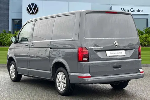 DE74WMK Volkswagen Transporter 2.0 TDI 110 Highline Van Thumbnail #2