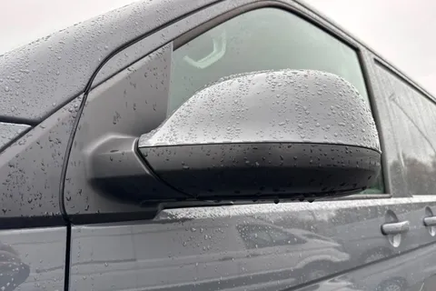 DE74WMK Volkswagen Transporter 2.0 TDI 110 Highline Van Thumbnail #26