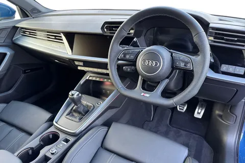 13 of 65 for Audi A3 1.5 TFSI S line Euro 6 (s/s) 4dr