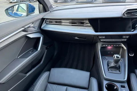 19 of 65 for Audi A3 1.5 TFSI S line Euro 6 (s/s) 4dr