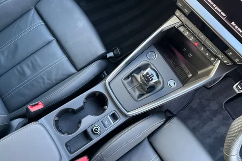 22 of 65 for Audi A3 1.5 TFSI S line Euro 6 (s/s) 4dr