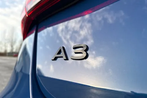 32 of 65 for Audi A3 1.5 TFSI S line Euro 6 (s/s) 4dr