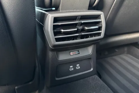 38 of 65 for Audi A3 1.5 TFSI S line Euro 6 (s/s) 4dr