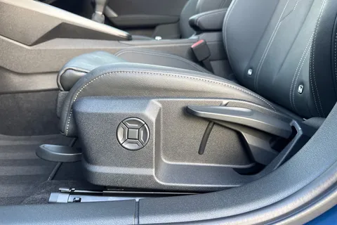 39 of 65 for Audi A3 1.5 TFSI S line Euro 6 (s/s) 4dr