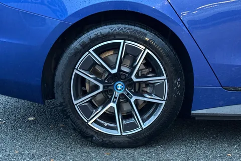 KJ24LDE BMW I4 210kW eDrive35 M Sport 70kWh 5dr Auto Thumbnail #13