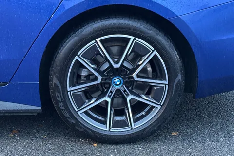 KJ24LDE BMW I4 210kW eDrive35 M Sport 70kWh 5dr Auto Thumbnail #14