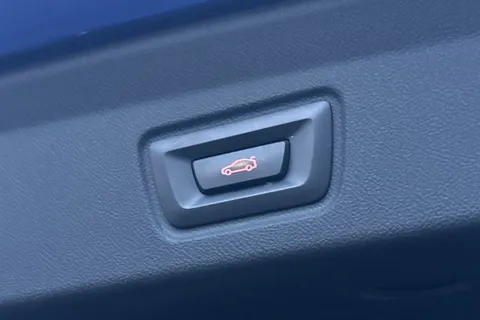 KJ24LDE BMW I4 210kW eDrive35 M Sport 70kWh 5dr Auto Thumbnail #33