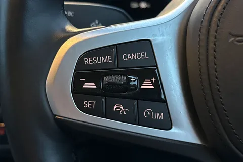 KJ24LDE BMW I4 210kW eDrive35 M Sport 70kWh 5dr Auto Thumbnail #40